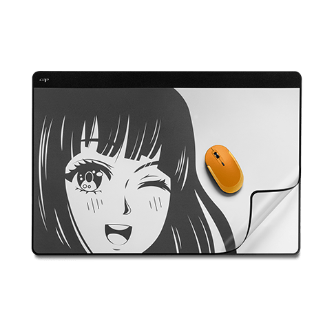 sous main héroïne manga noir et blanc